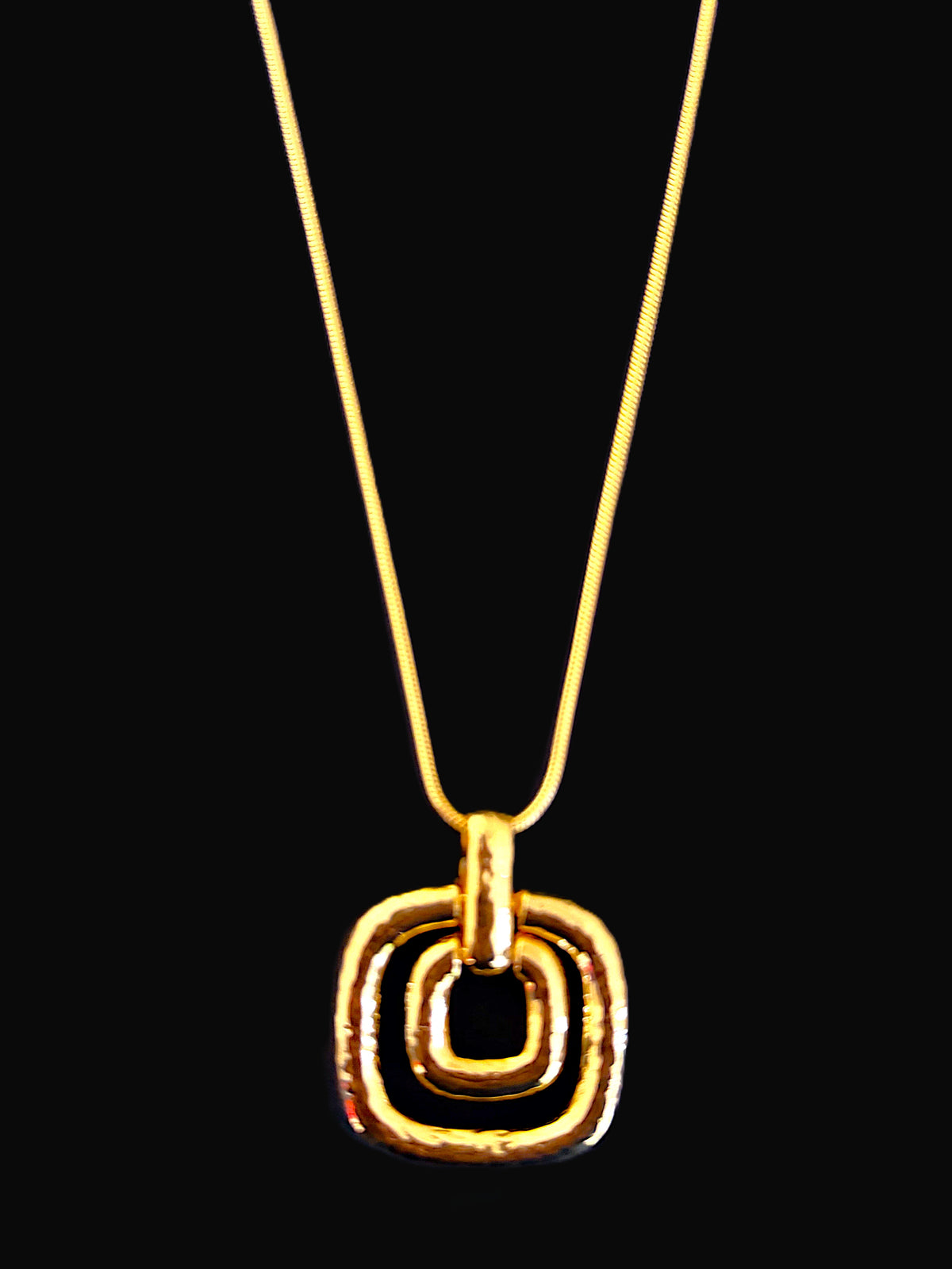 .N691 Gold