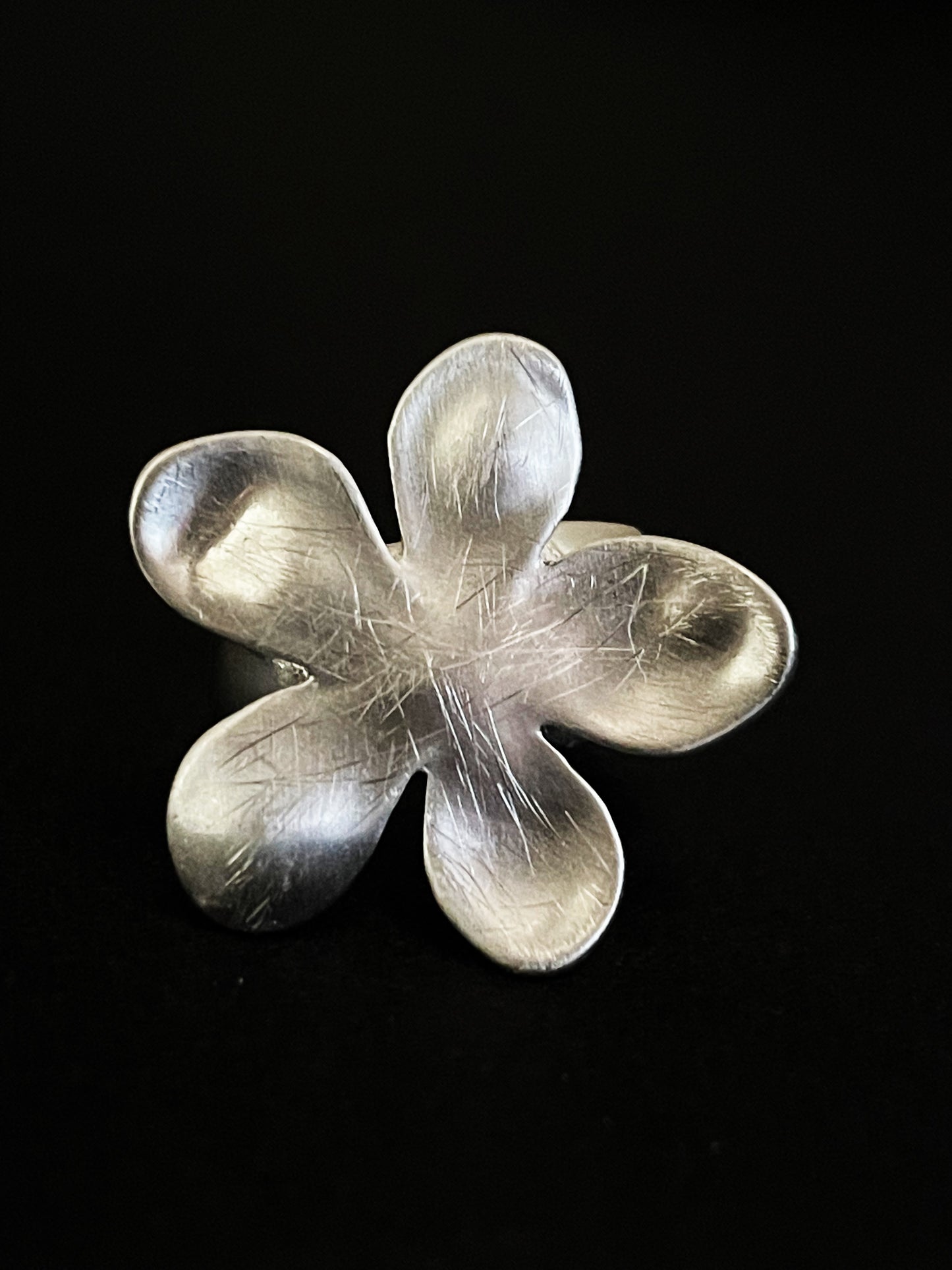 R131 silver