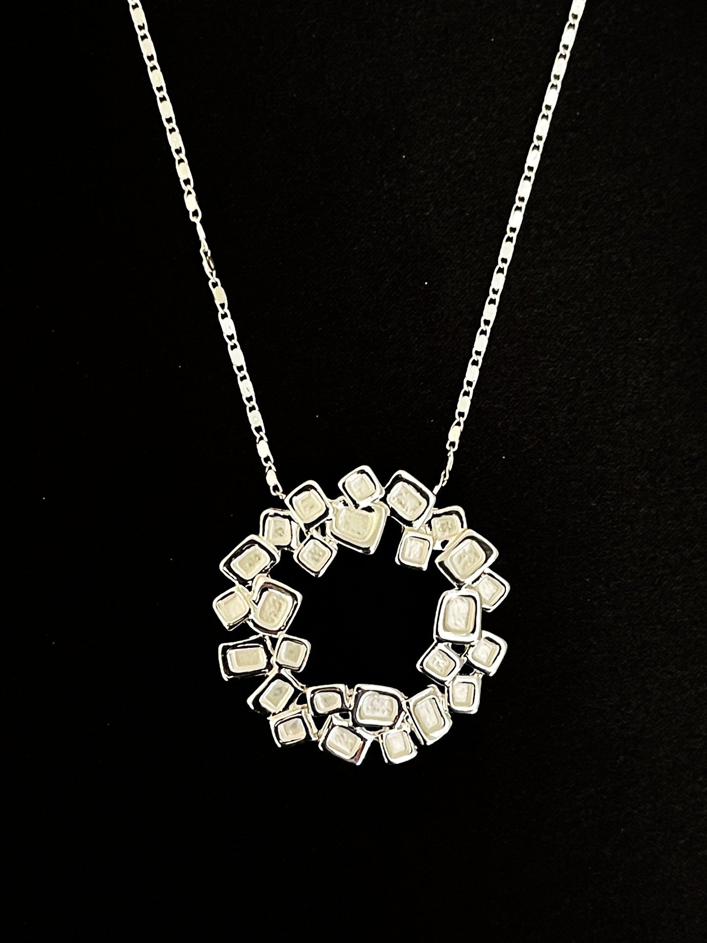 N507 white