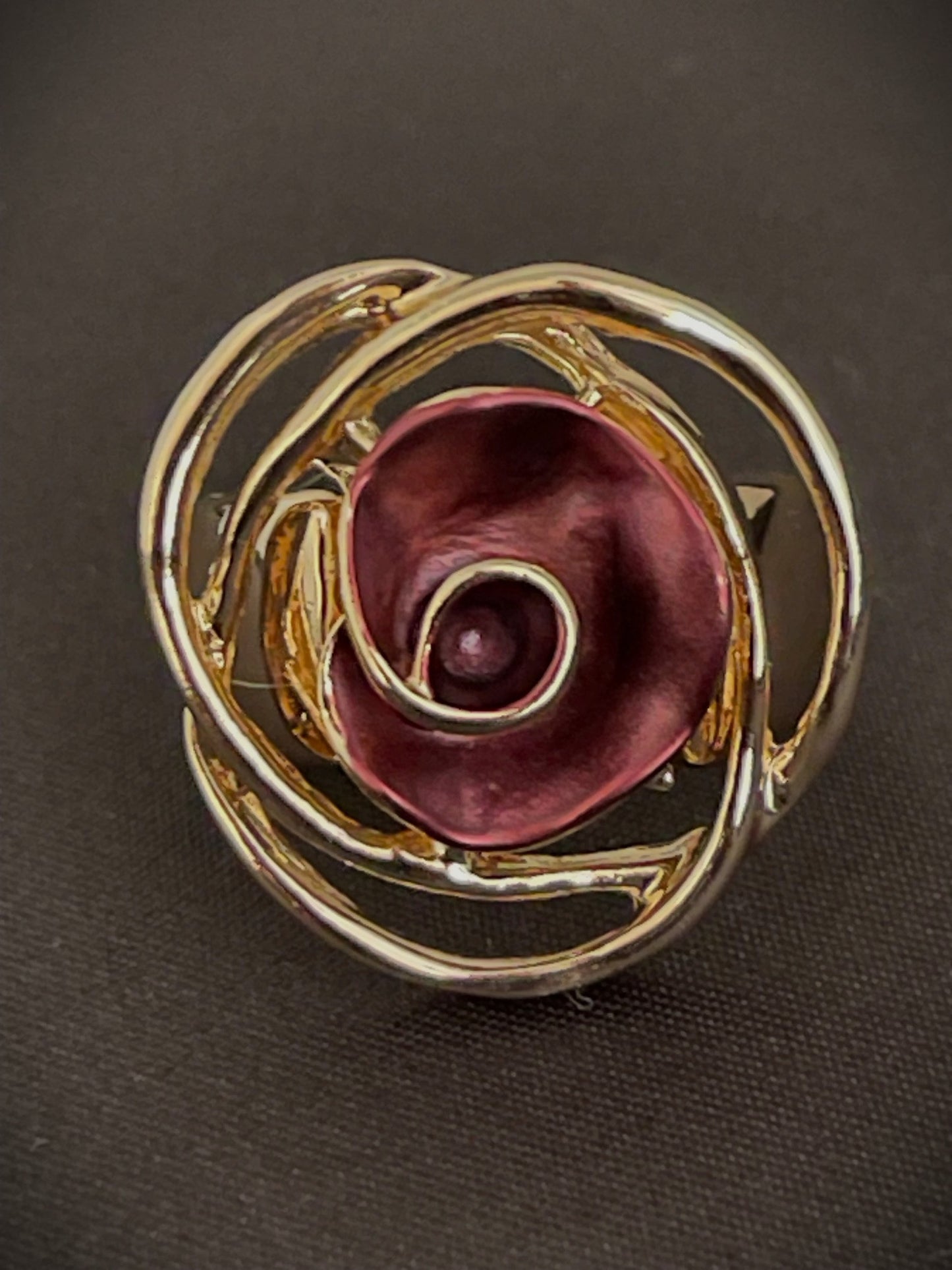 R Flower Gold/Wine red