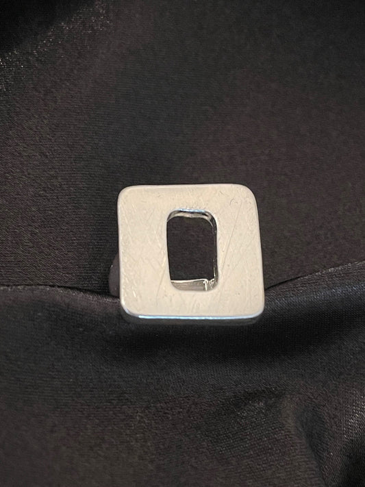 Helvig         (R2s) silver