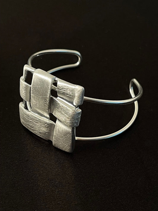 B43 silver