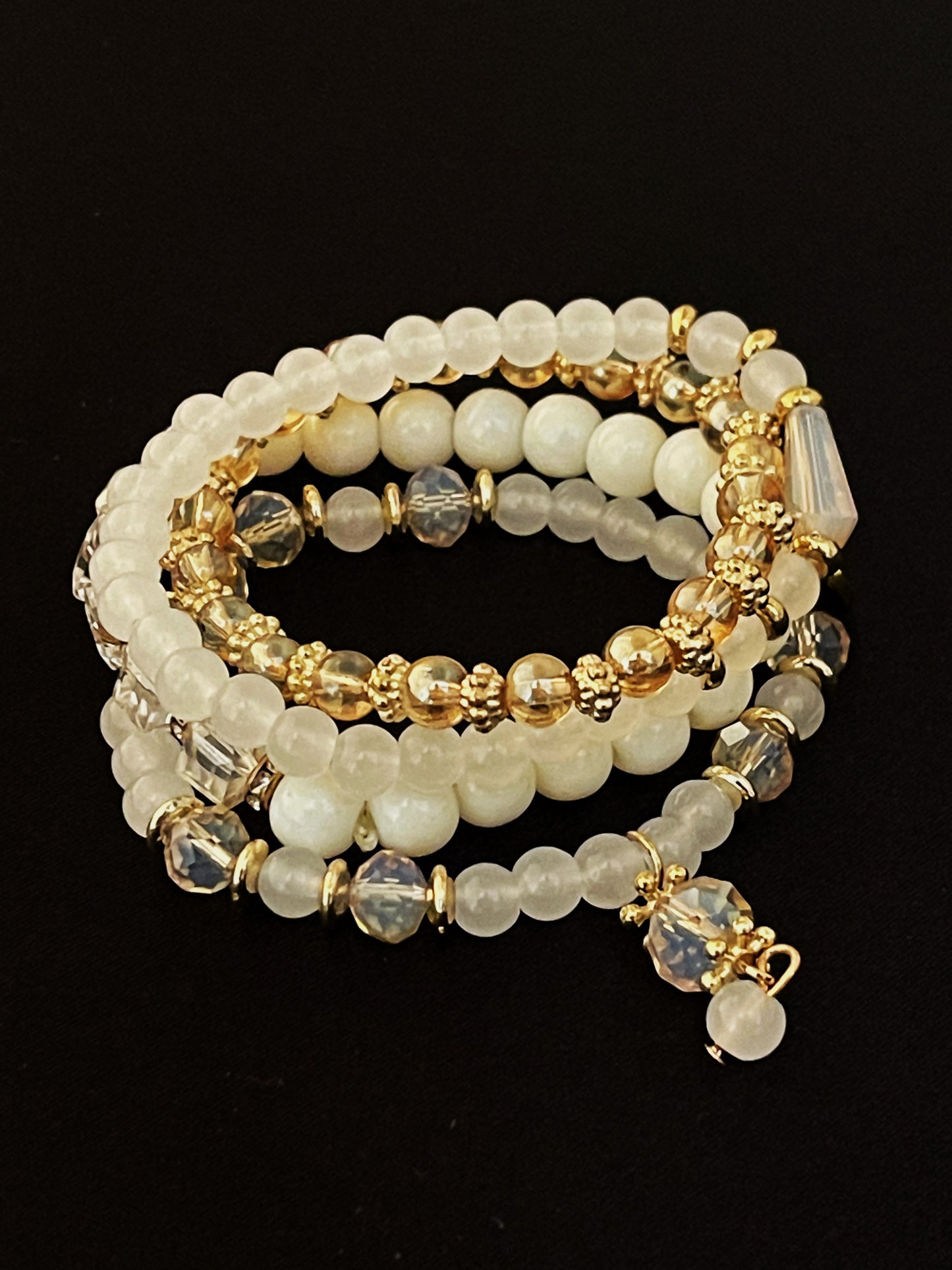 B54(4) beige