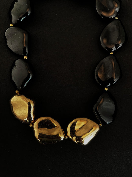 N529 Black/Gold